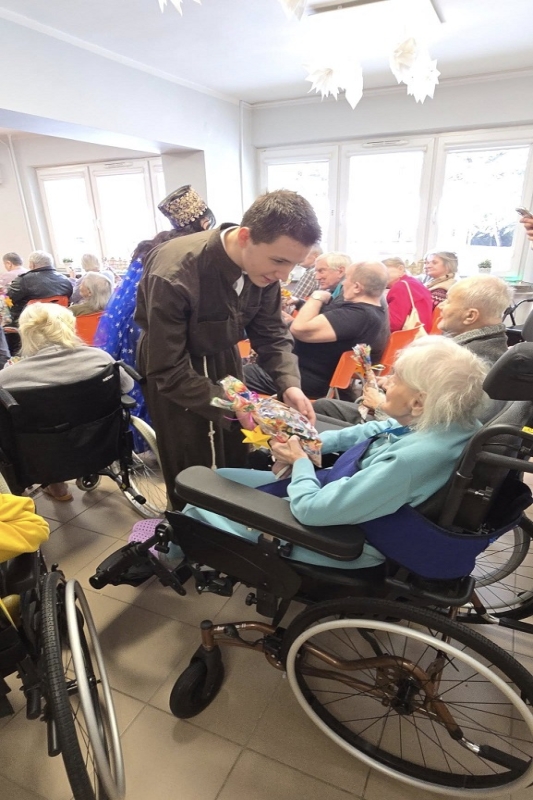 Jasełka z Zespołem Szkół Zawodowych Polskiego Górnictwa Naftowego i Gazownictwa im. W. Goetla (fot. 2)