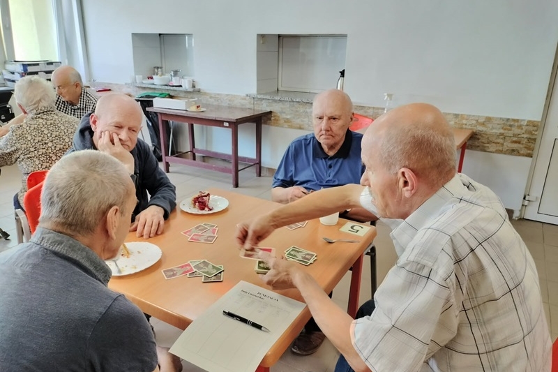 Towarzyski Turniej Gry w Remika (fot. 1)