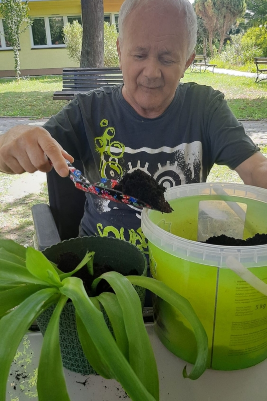 Zajęcia w terapii zajęciowej. (fot. 4)
